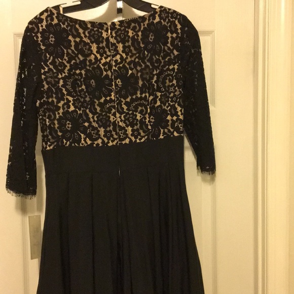 Eliza J  black gown - Picture 6 of 7